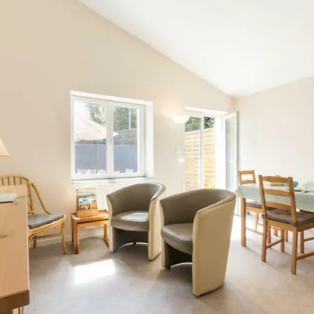 House La Sansonnette Дом отдыха *